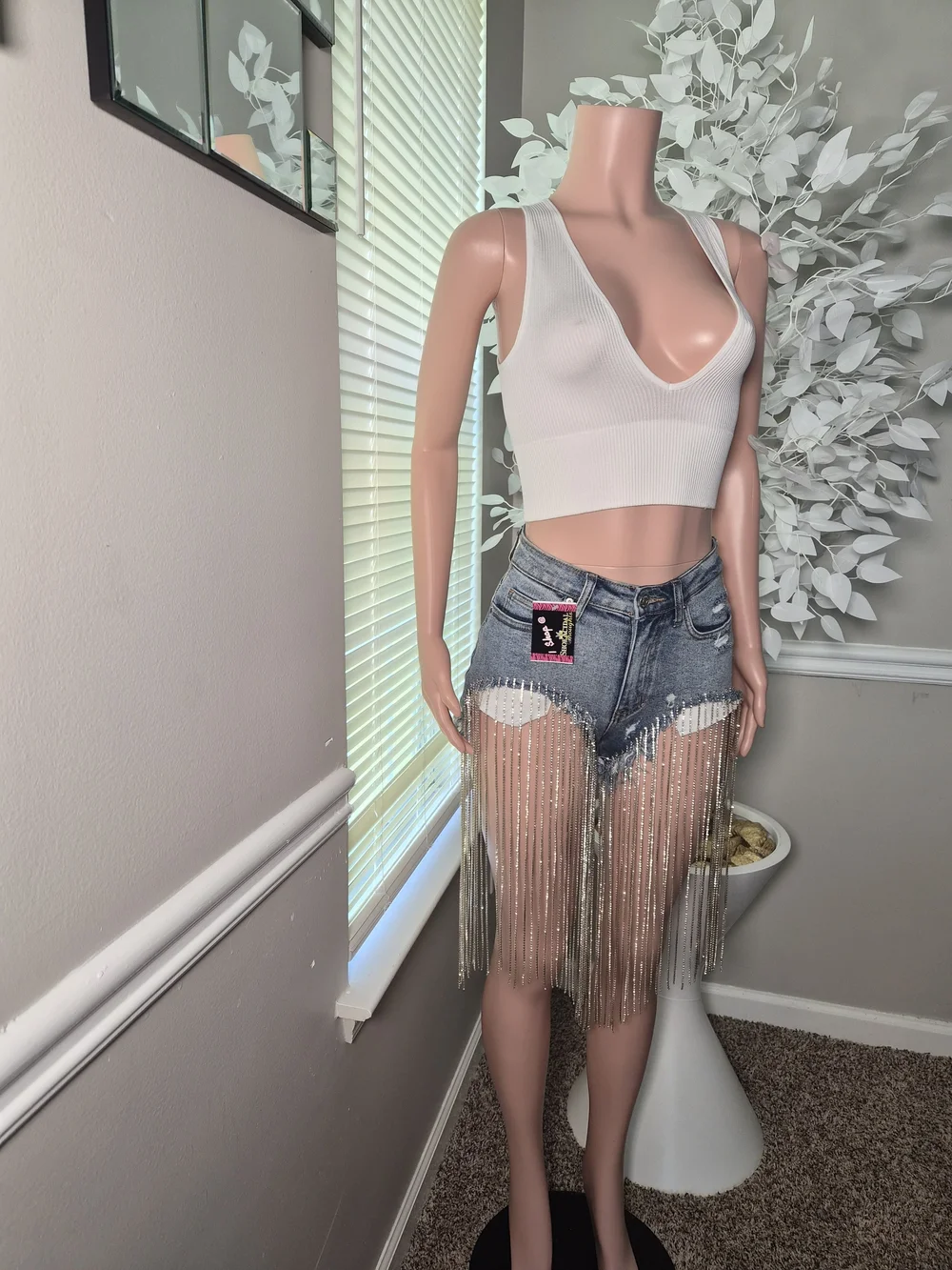 Denim Fringe Chain Cutoff Shorts - Light Blue